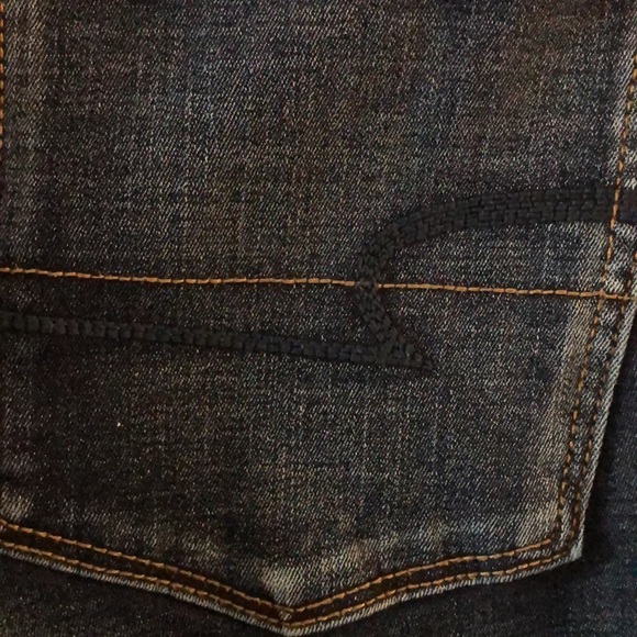 American Eagle π₯³2xHPπ₯³Outfitters Distressed Jeans - Picture 7 of 7
